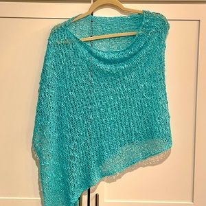 Beautiful Blue  woven poncho-one size